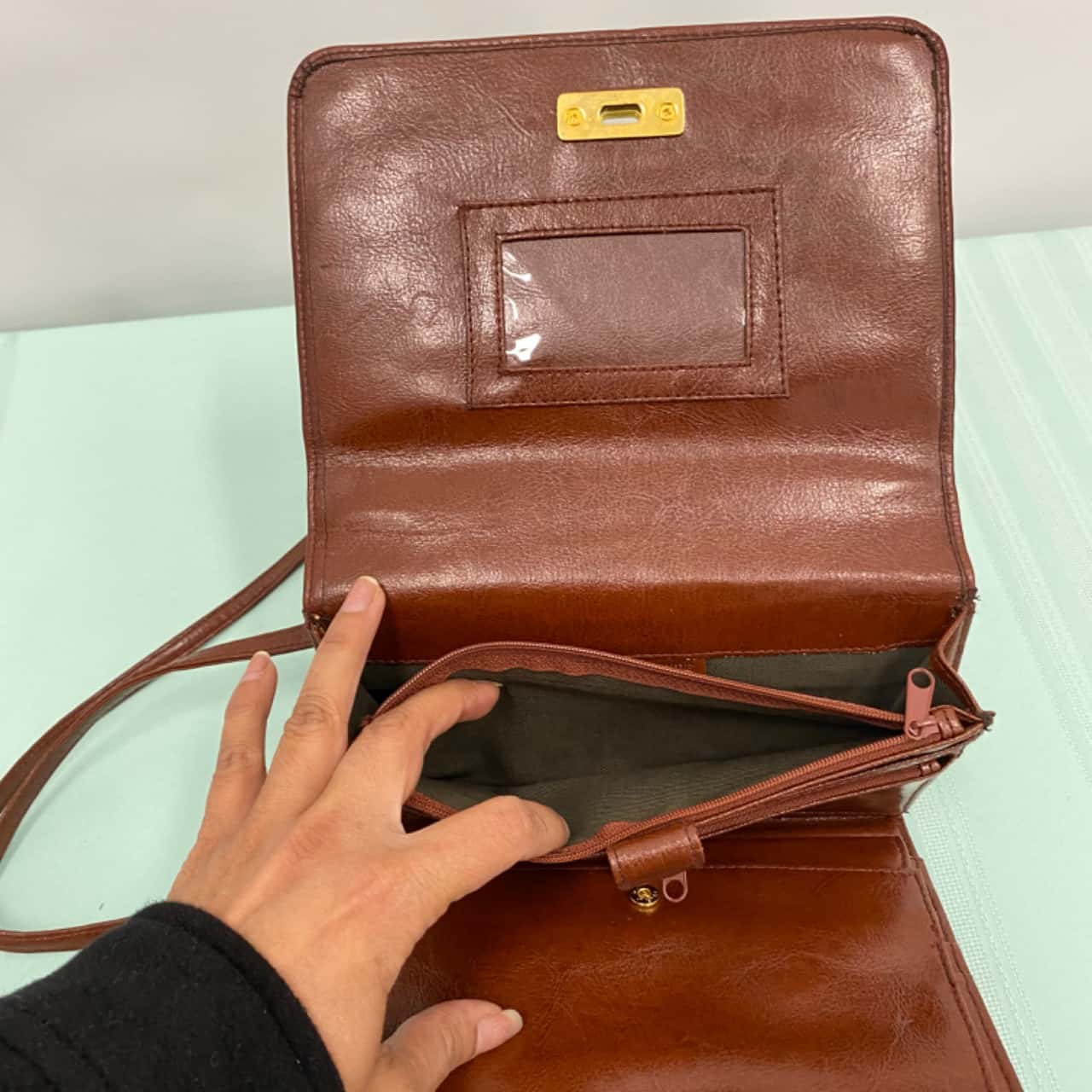 Womens Futura Cowhide Leather Crossbody Bag(s)