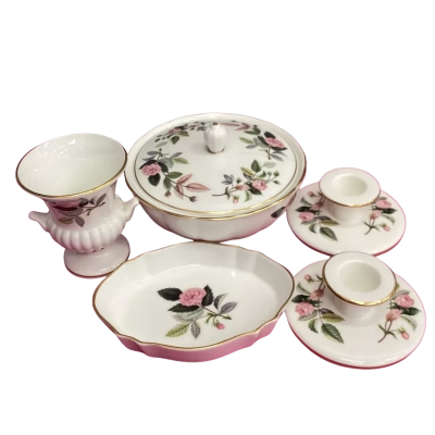 “Wedgewood ” set