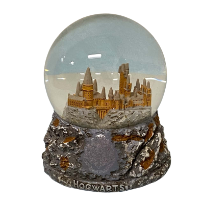 Hogwarts Snow Globe