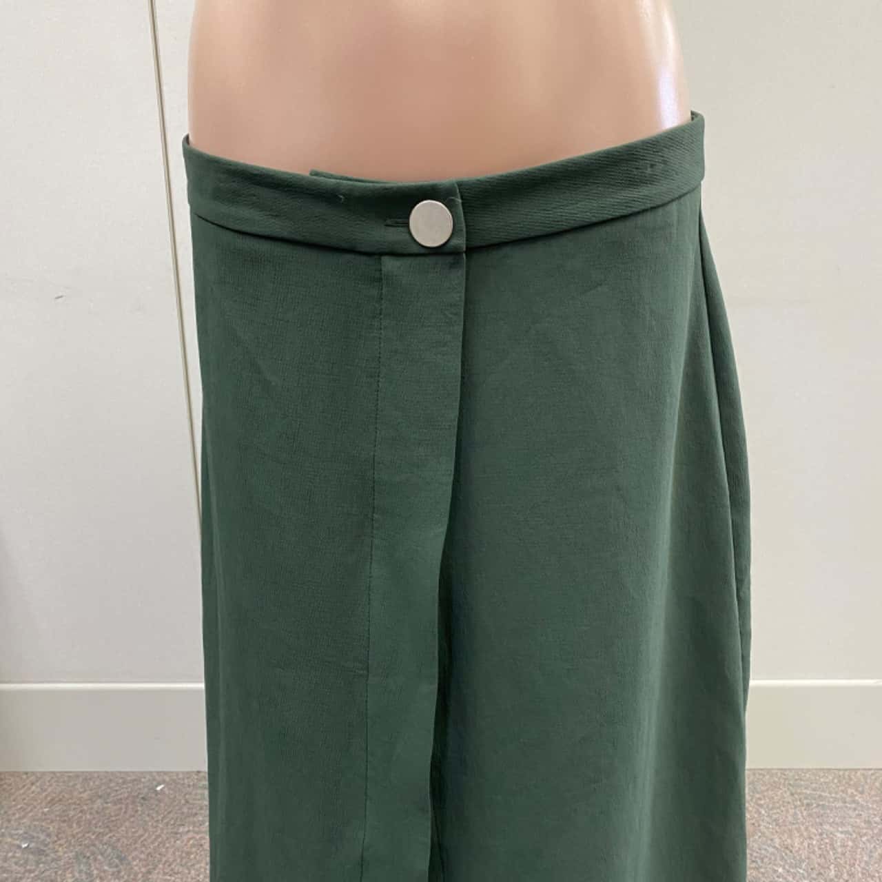 Veronika Maine Slit Maxi Skirt (s)