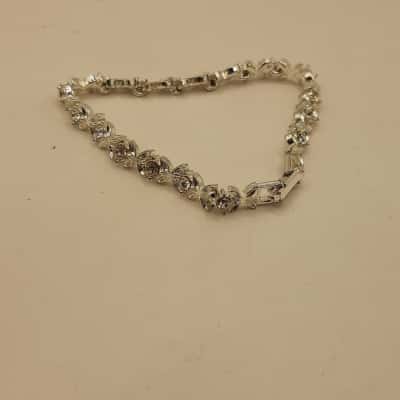  Women's Bracelet  vintage Silver-tone floral leaflink tennis bracelet 
