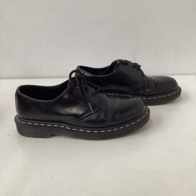 Dr Martens Womens  Size 6 