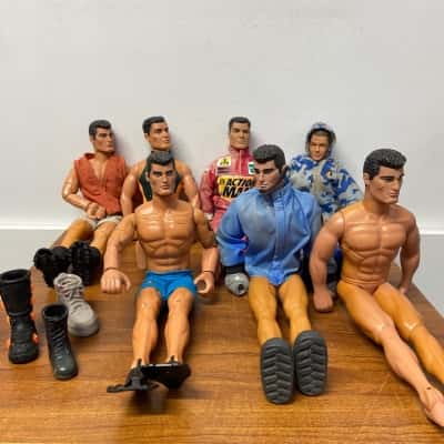7 x Vintage Hasbro Action Man figures 