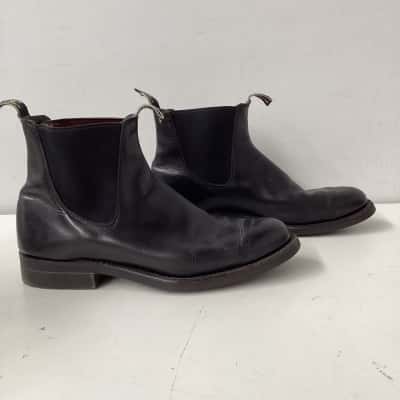 R.M. Williams comfort craftsman chelsea boot in black yearling leather Mens  Size 10 