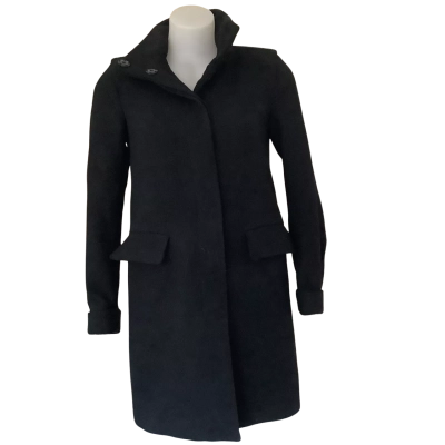 BNWT**Trafaluc Zara.    Mid-Length,  Black Wool Blend Coat.    Size XS 