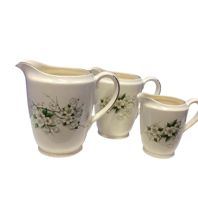 CROWN LYN NEW ZEALAND set of 3 jugs 