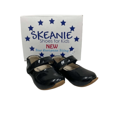  Kids Black  size 21 skeanie shoes