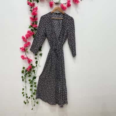 Sportsgirl Womens  Size 12 Casual Dress Black  / Floral / Multicoloured / Pattern 