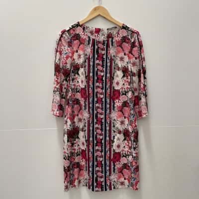 Tokito Womens Size 8 Casual Dress / Floral Dress Pattern / Peach / Pink  