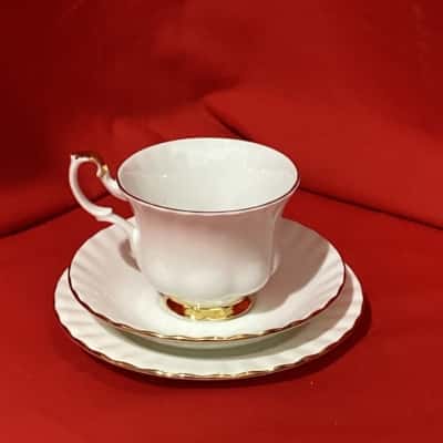 Vintage Royal Albert Val D’or Bone China Tea Trio