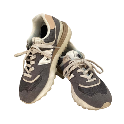 New Balance Unisex Size W 6 / M 7.5 Leather Sneakers Grey 