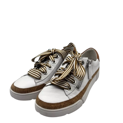 Django & Juliette  Womens  Size 36 Sneakers 