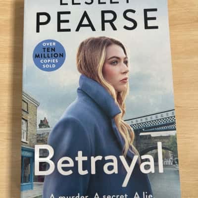Lesley Pearse, Betrayal 