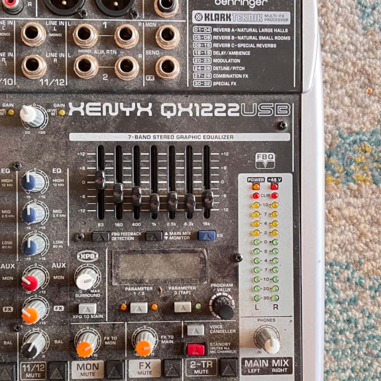 MUSIC STUDIO EQUIPMENT Mixer + Condenser Mic