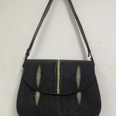Stingray Black Leather Handbag 