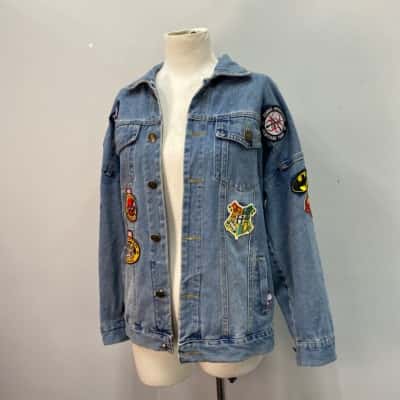  Into Womens  Size 8 one-of -a-kind Denim Patched Jacket Blue 