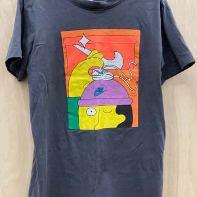 Nike Kids  (2) Size M T-Shirt Grey 