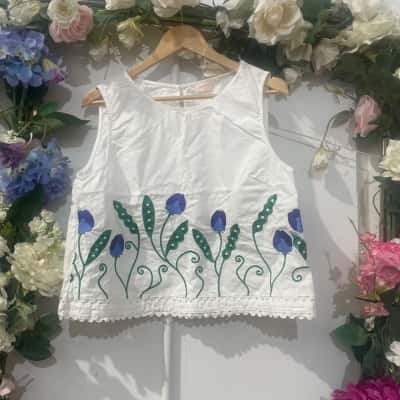 Gorman Size 14 White sleeveless top