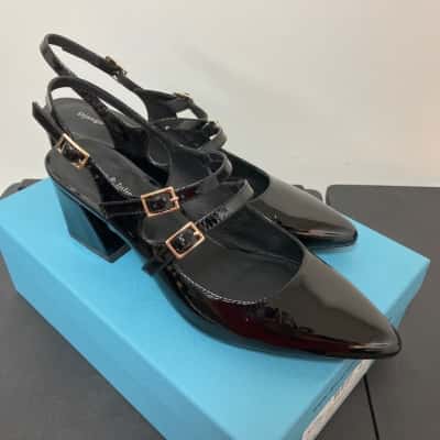 Django & Juliette  Womens  Size 40 Heels Black  