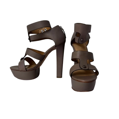 Y2K L.A.M.B. Evelyn Platform Khaki Heels Size 9M