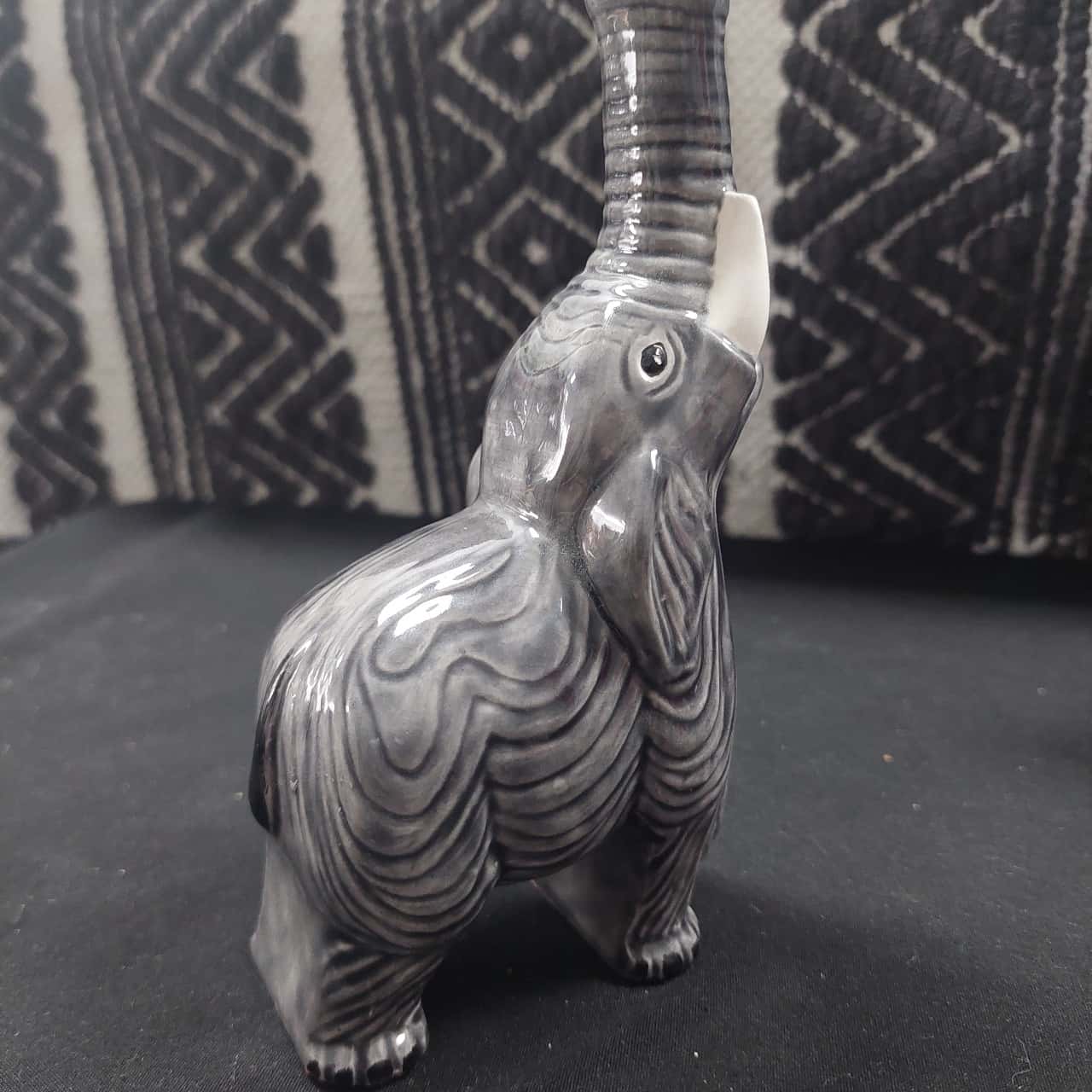 Vintage 6" Elephant Vases 1979