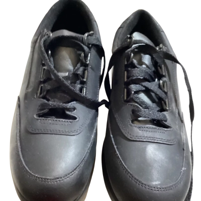 Hush Puppies Womens  Size 9.5 Sneakers Black  