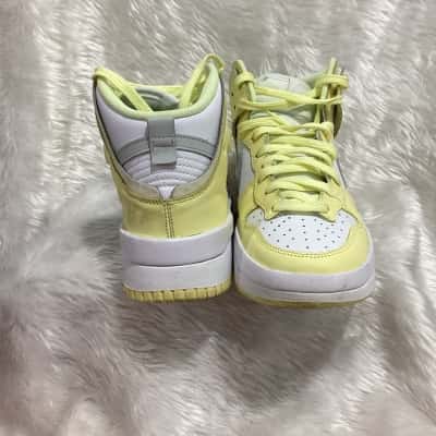 Nike Unisex  Size 5.5 White / Yellow 