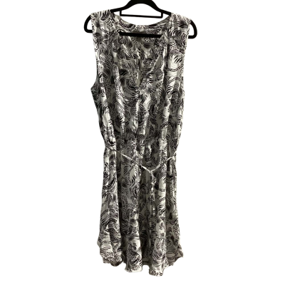 BNWT Sussan Womens  Size 14 Casual Dress Black / White pattern RRP $129.95