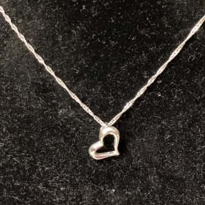 Sterling silver chain and heart pendant 