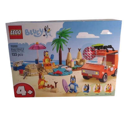 LEGO Bluey: Bluey’s Beach & Family Car Trip 11202