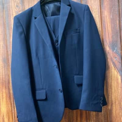 Ollies Place Kids  Size 14 Navy Blue Suit