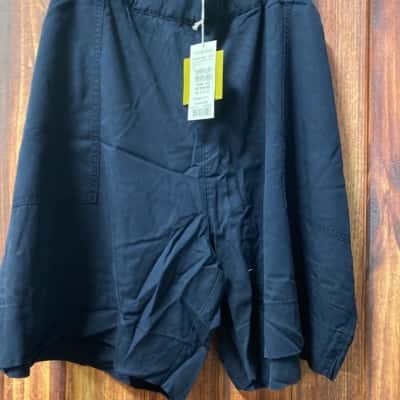 Taking Shape   Size 24 Navy Blue shorts new 