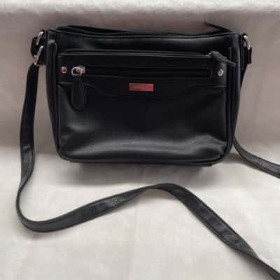 Cabrelli Womens Cross Body Bag Black  