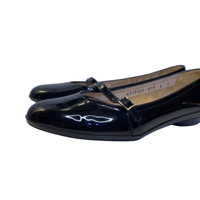 Salvatore Ferragamo Womens  Shoes Size 6 Black  