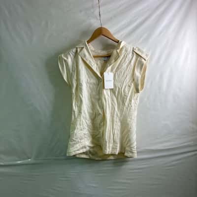 Review Womens Size 10 Button Up Top Off White BNWT