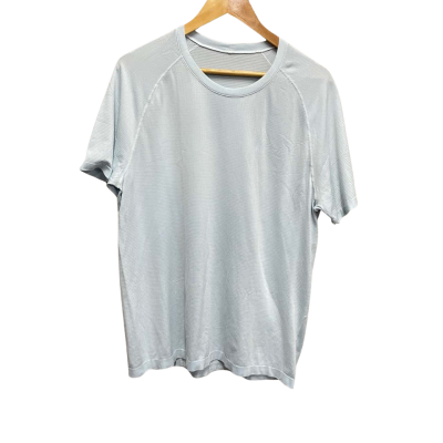 Lululemon Womens  Size M Short Sleeve Top Blue 