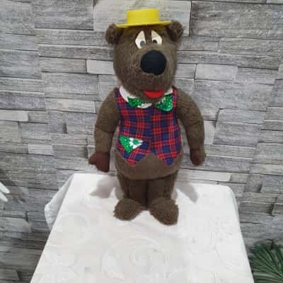 vintage 1976 Humphrey B bear lush doll 