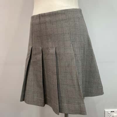 Forever New Womens  Size 12 Mini Skirt / Pleated Skirt Checked 