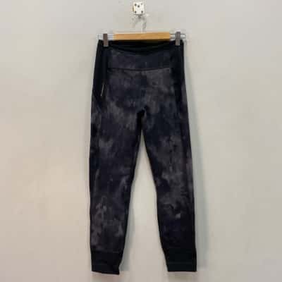 Kathmandu Womens  Active 3/4 Leggings Size M Black  / Grey 