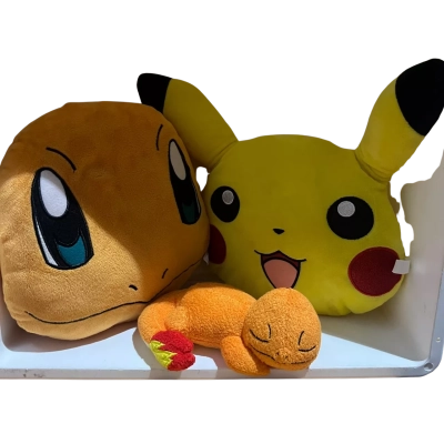 Pokemon's Pikachu and Charmander Pack