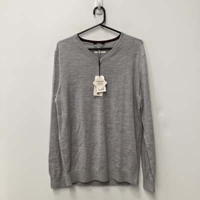 NEW - Blaq Merino Wool V-Neck Jumper Steel Size XL 