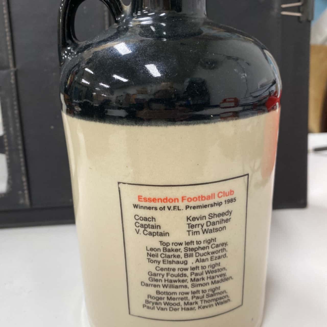 Essendon fc 1985 premiers port bottle(s)