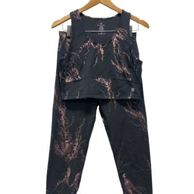  Sweaty Betty  Size M Black  / Floral / Gold 