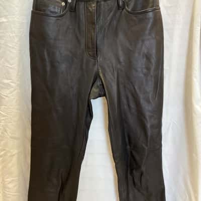 Country Road Womens  Size 8 Regular Fit  Black  leather pants
