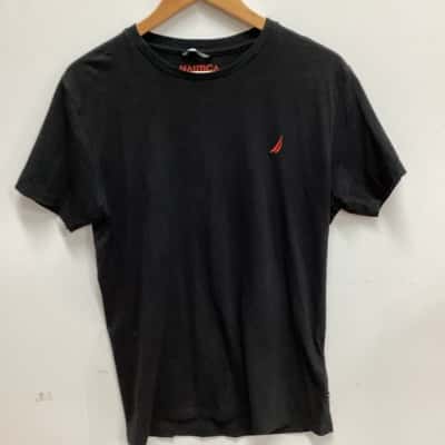 Nautica Mens  Size S tshirt
