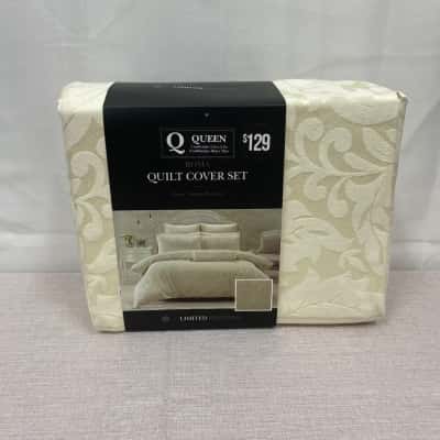 Brand new Roma Queen Quilt Cover Set 
