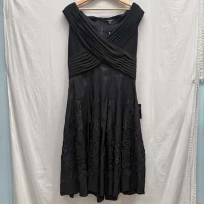 BNWT MONTIQUE Off The Shoulder Black Dress Size 18