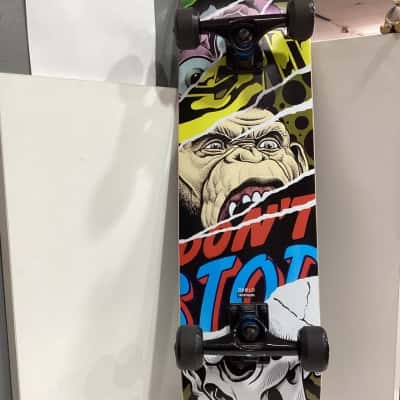 Oxelo Mid 500 Mokey Skateboard new 