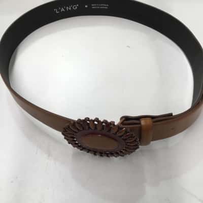 Peter Lang Womens  leather Belt with buckle Size M 