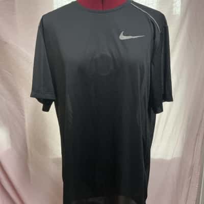 Nike Mens  Size L Polo Shirt Black  